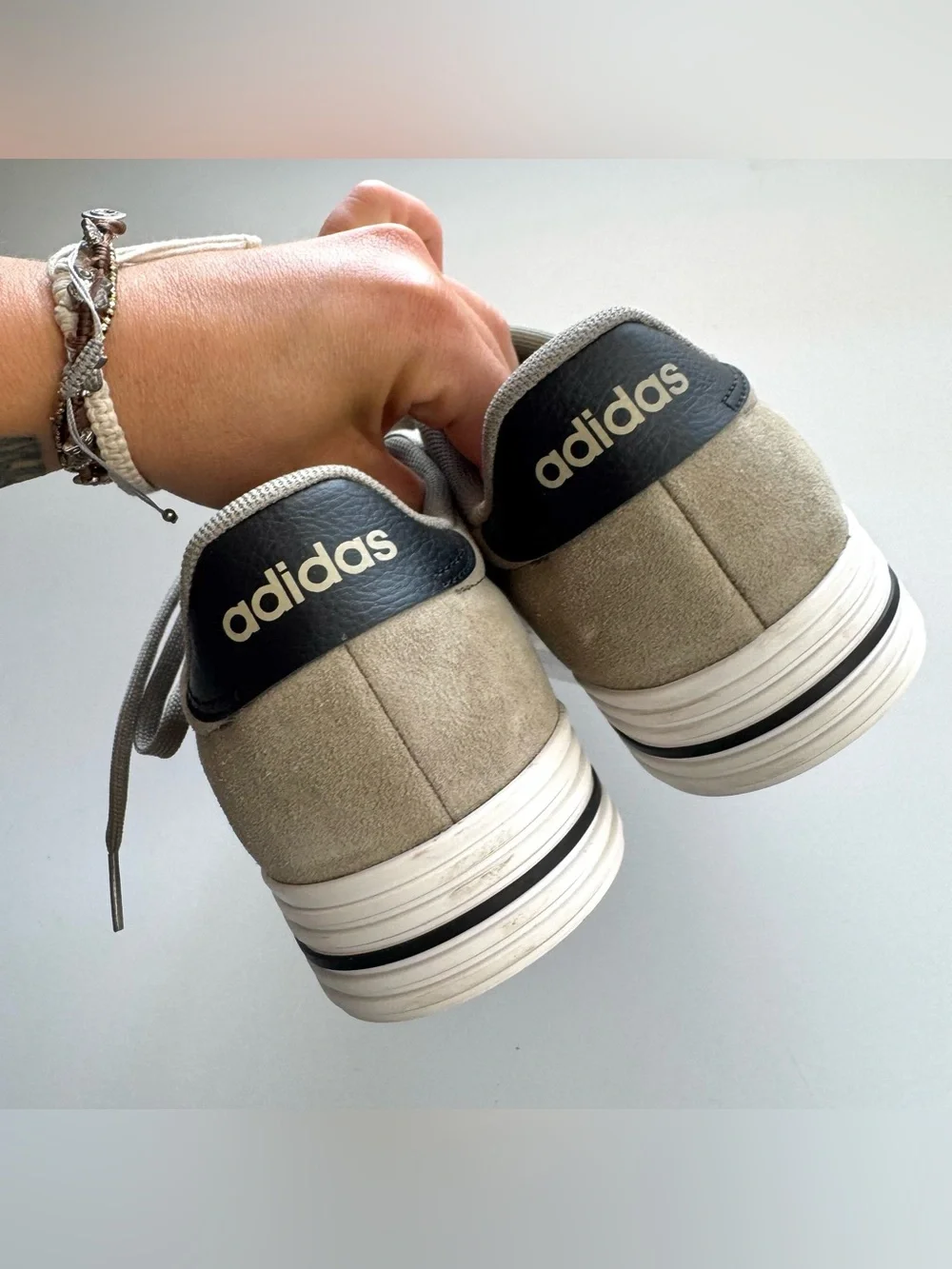 NWT Adidas Daily 4.0 Sneakers Lace Olive Green Men’s Sz 5.5 Womens Sz 6.5 Shoes